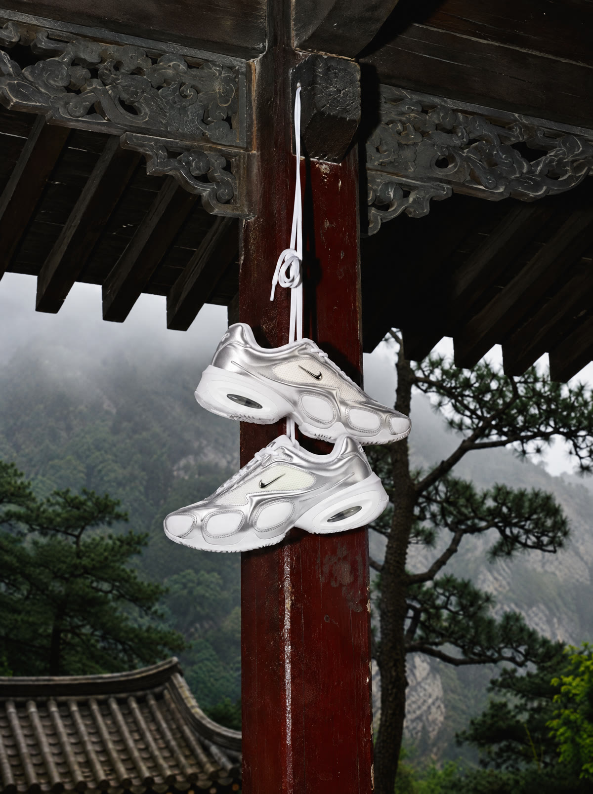 Alternate Nike Air Nomad study image